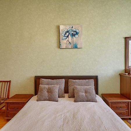 Apartment Near Lva Tolstoho Square Kiev Extérieur photo